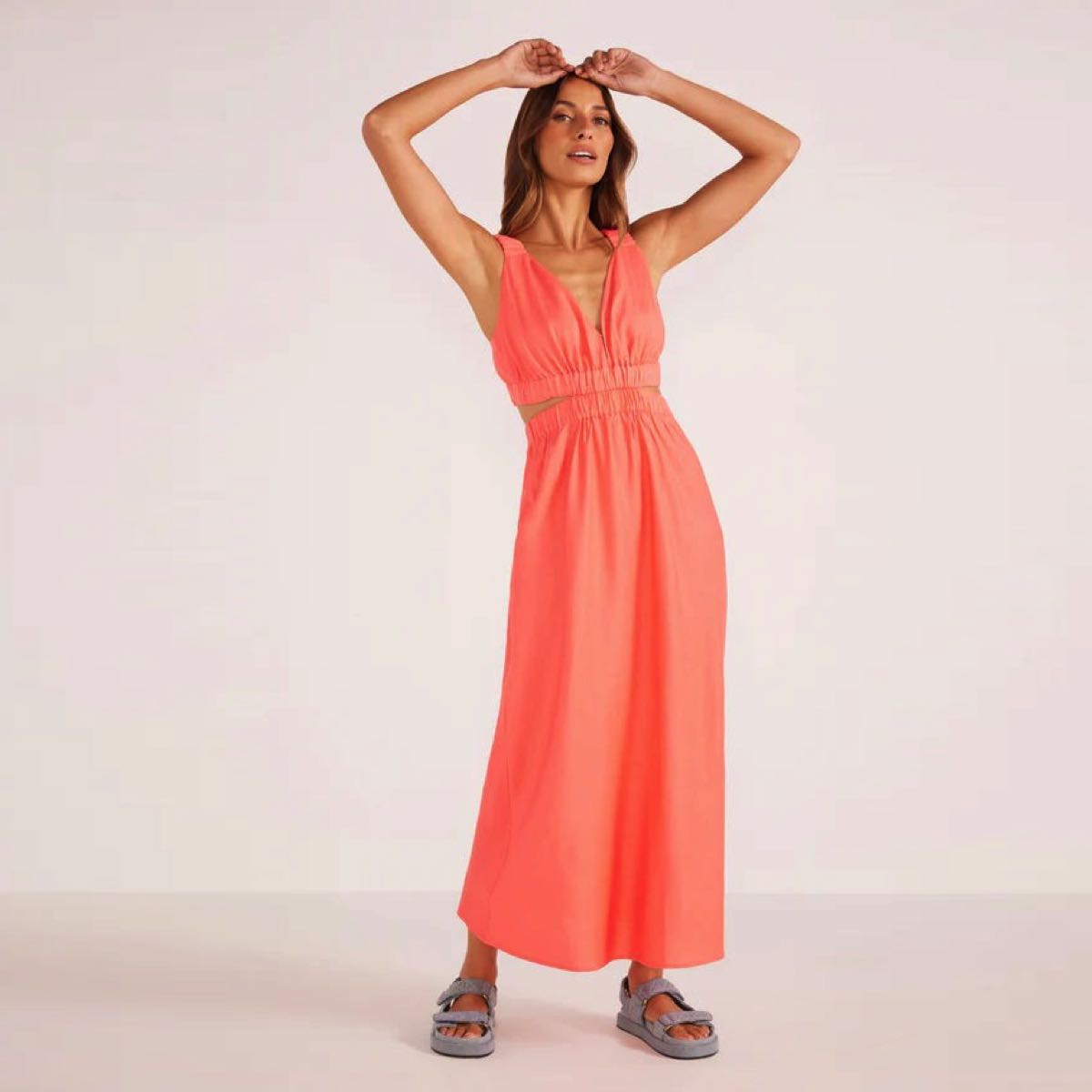 Lila Linen Cut Out Midi Dress