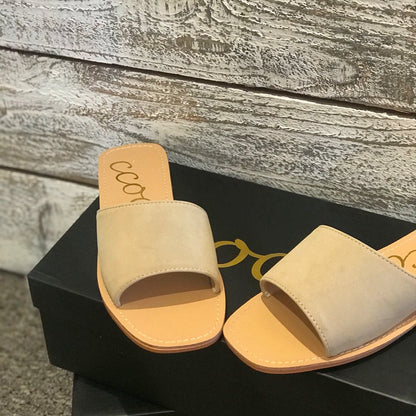 Maui Slides in Taupe