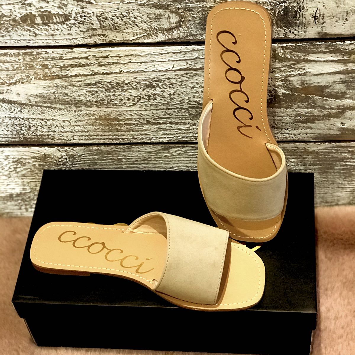 Maui Slides in Taupe