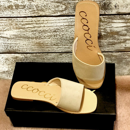 Maui Slides in Taupe